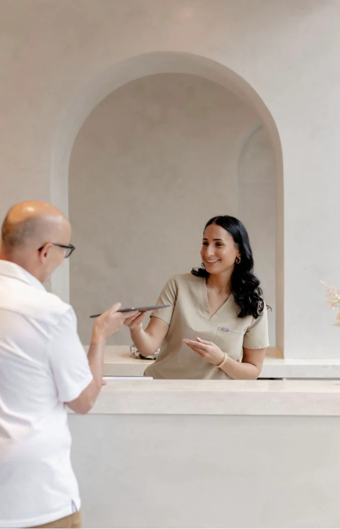 Candidate for All-on-8 Robust: If traditional dentures feel unstable, uncomfortable, or restrict your diet and daily life